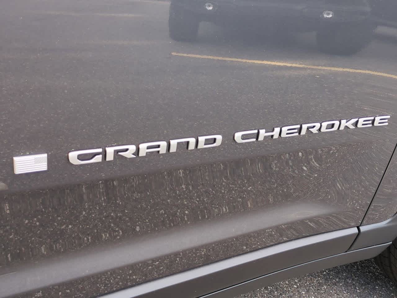 2025 Jeep Grand Cherokee GRAND CHEROKEE L LAREDO 4X2