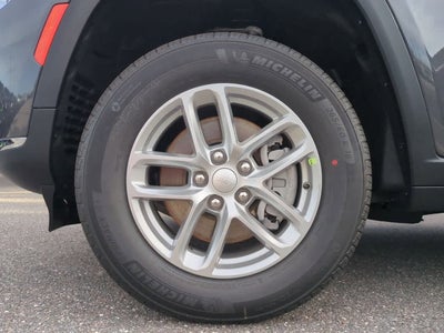 2025 Jeep Grand Cherokee GRAND CHEROKEE L LAREDO 4X2