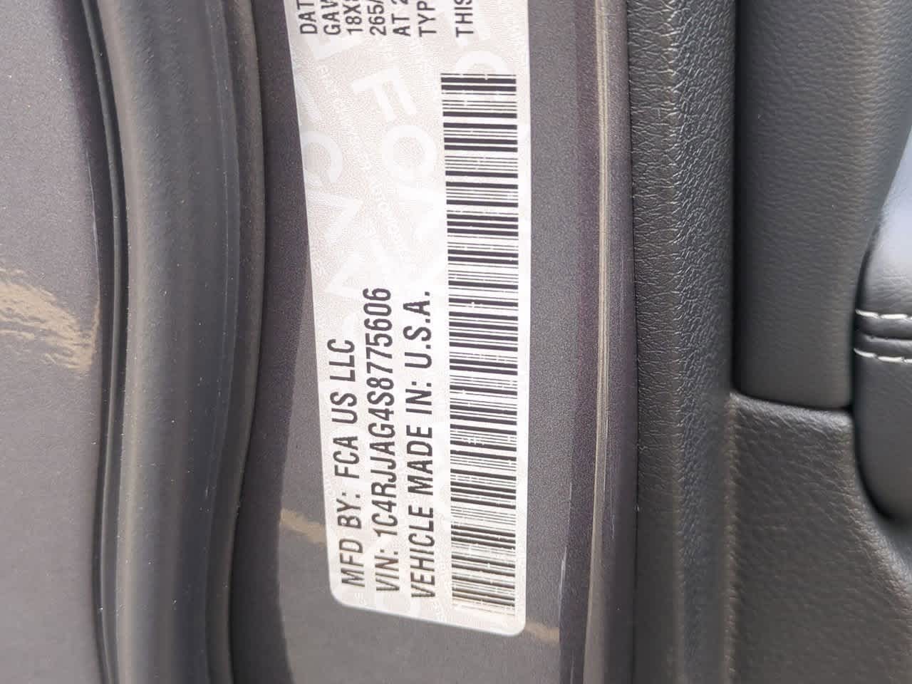 2025 Jeep Grand Cherokee GRAND CHEROKEE L LAREDO 4X2