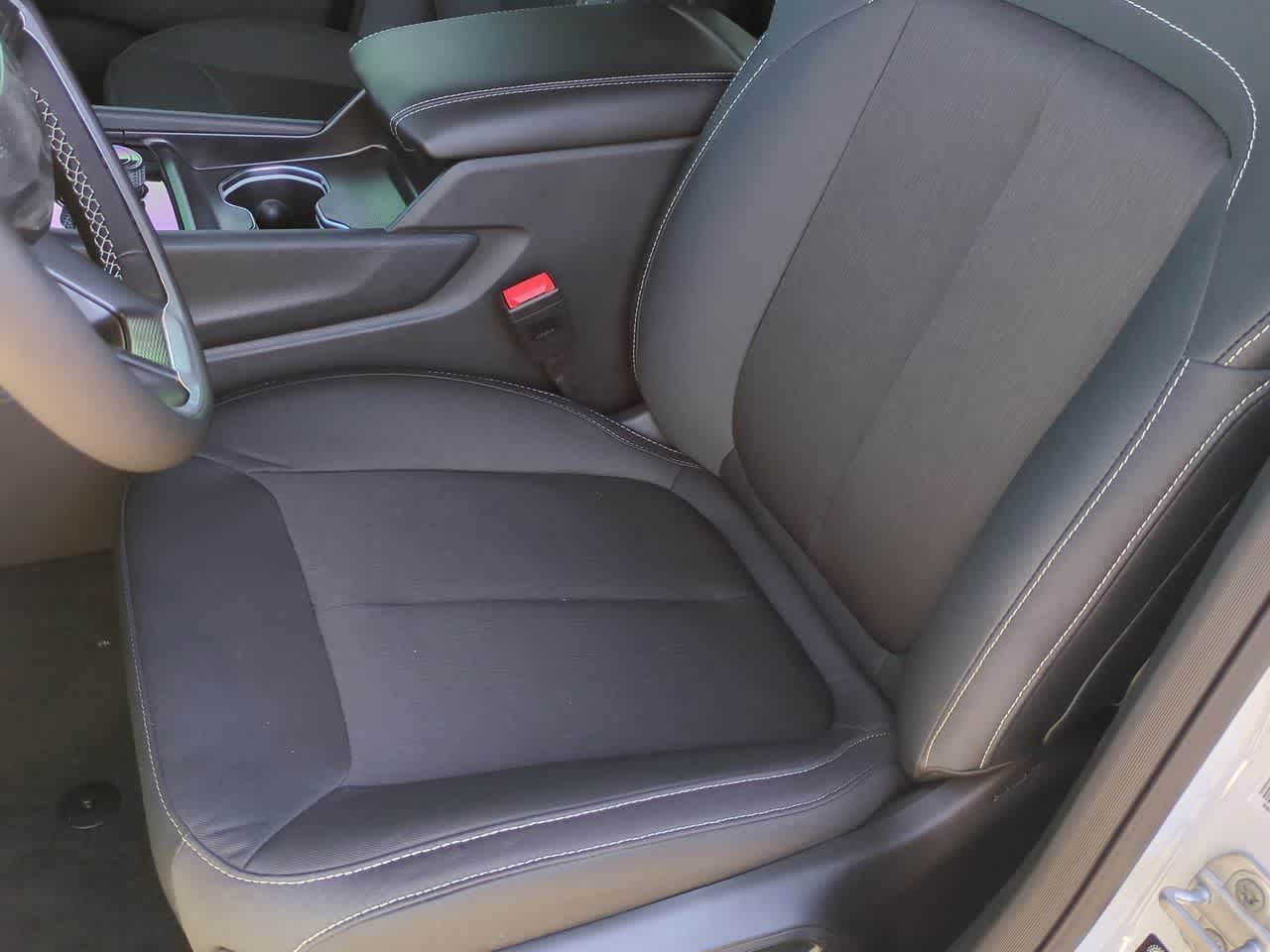 2025 Jeep Grand Cherokee GRAND CHEROKEE L LAREDO 4X2