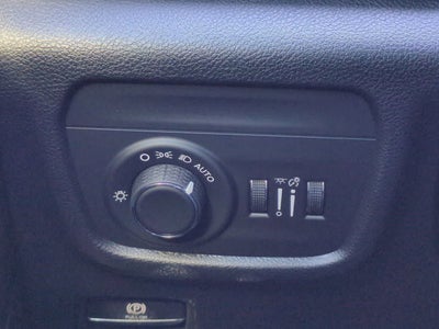 2025 Jeep Grand Cherokee GRAND CHEROKEE L LAREDO 4X2