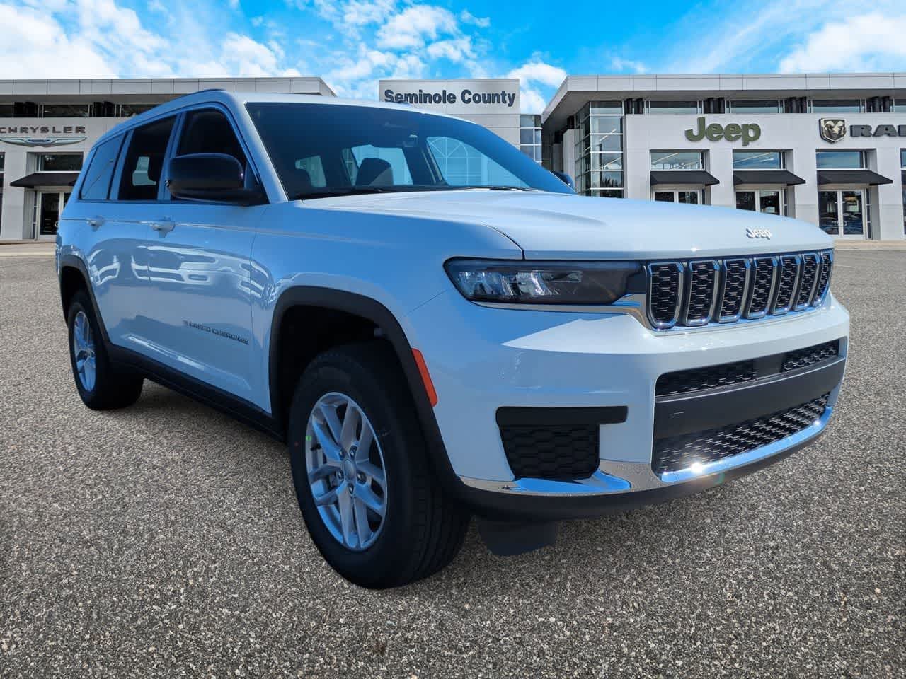 2025 Jeep Grand Cherokee GRAND CHEROKEE L LAREDO 4X2