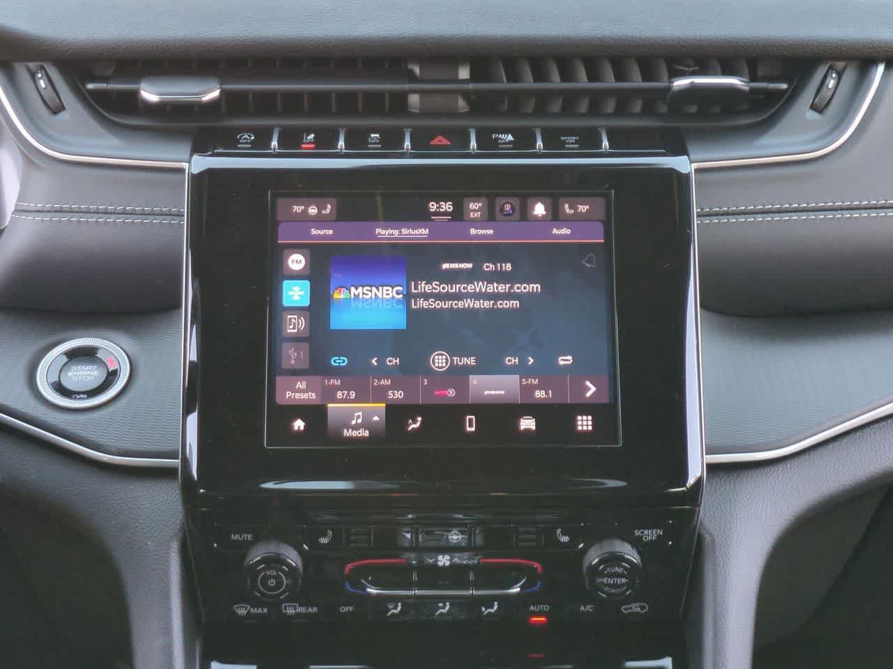 2025 Jeep Grand Cherokee GRAND CHEROKEE L LAREDO 4X2