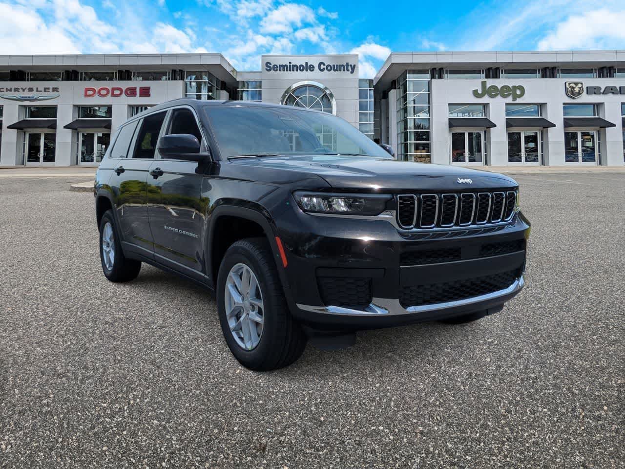Jeep Grand Cherokee 2026 GRAND CHEROKEE L LAREDO 4X2