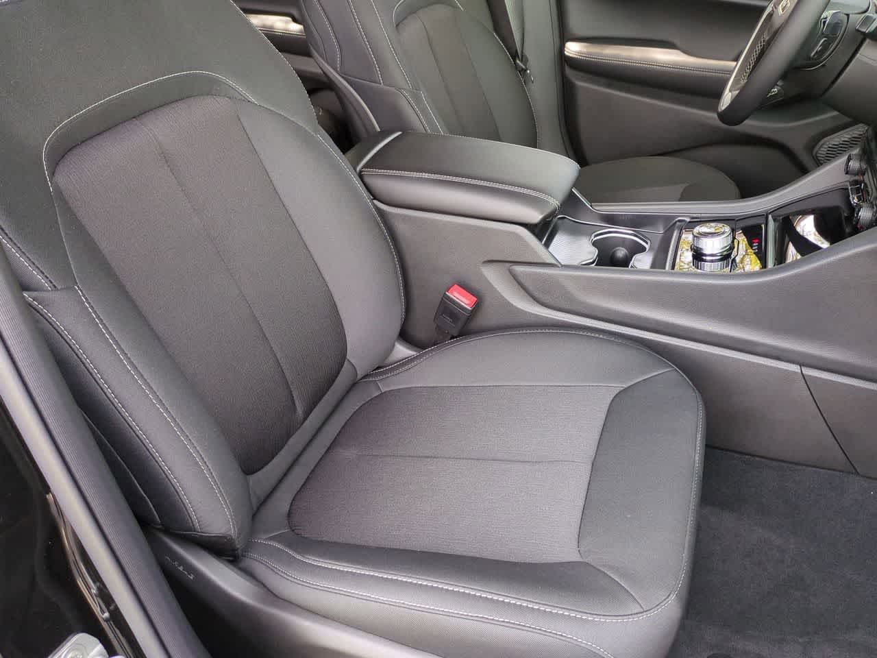Jeep Grand Cherokee 2026 GRAND CHEROKEE L LAREDO 4X2
