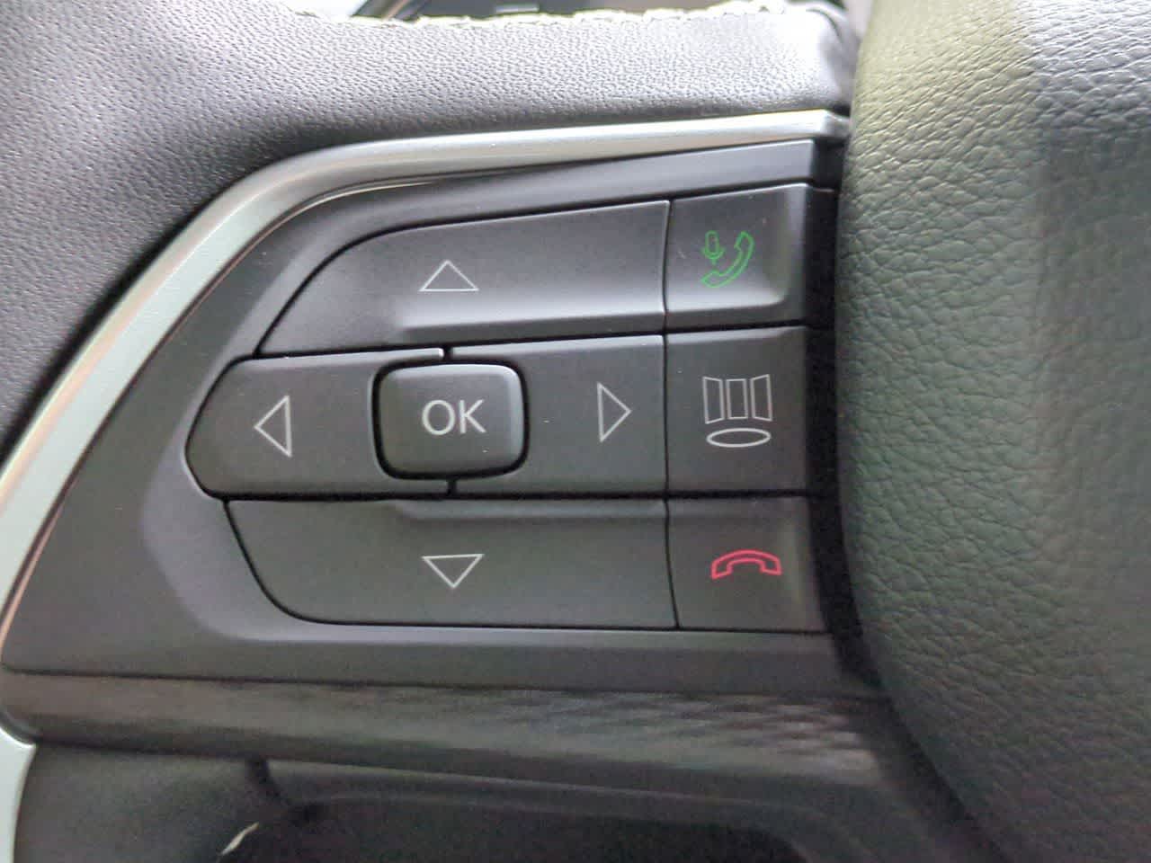 Jeep Grand Cherokee 2026 GRAND CHEROKEE L LAREDO 4X2