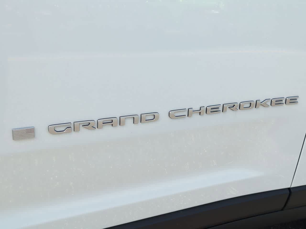 2025 Jeep Grand Cherokee GRAND CHEROKEE L LAREDO 4X2