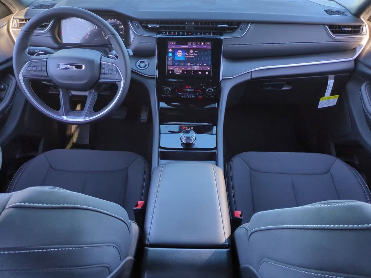 2025 Jeep Grand Cherokee GRAND CHEROKEE L LAREDO 4X2