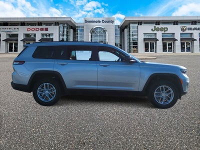 2025 Jeep Grand Cherokee GRAND CHEROKEE L LAREDO 4X2