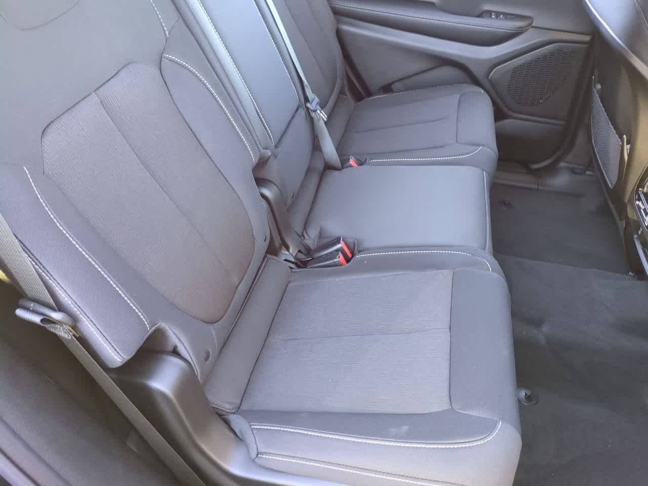 2025 Jeep Grand Cherokee GRAND CHEROKEE L LAREDO 4X2