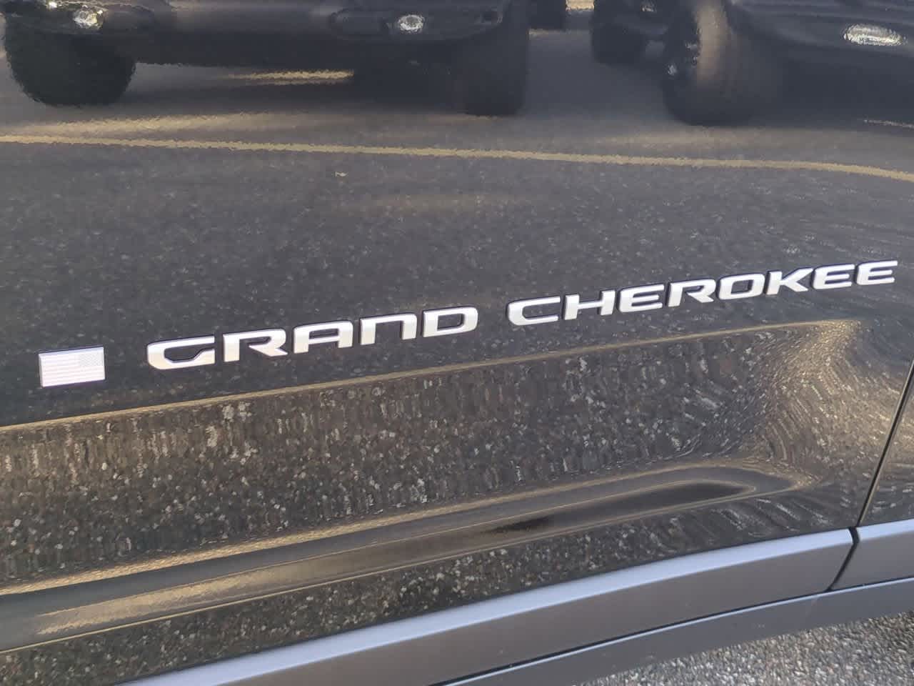 2025 Jeep Grand Cherokee GRAND CHEROKEE L LAREDO 4X2