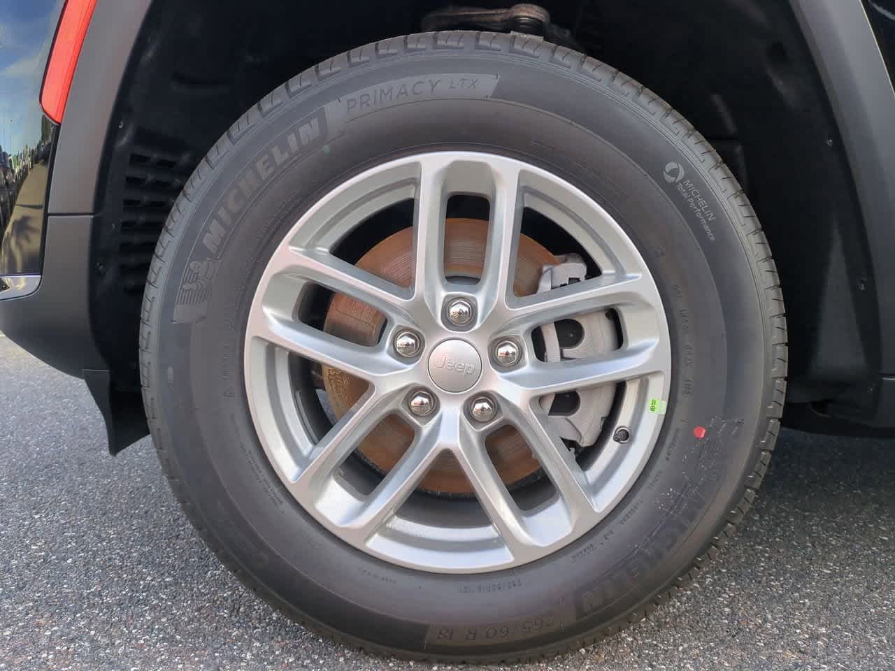 2025 Jeep Grand Cherokee GRAND CHEROKEE L LAREDO 4X2