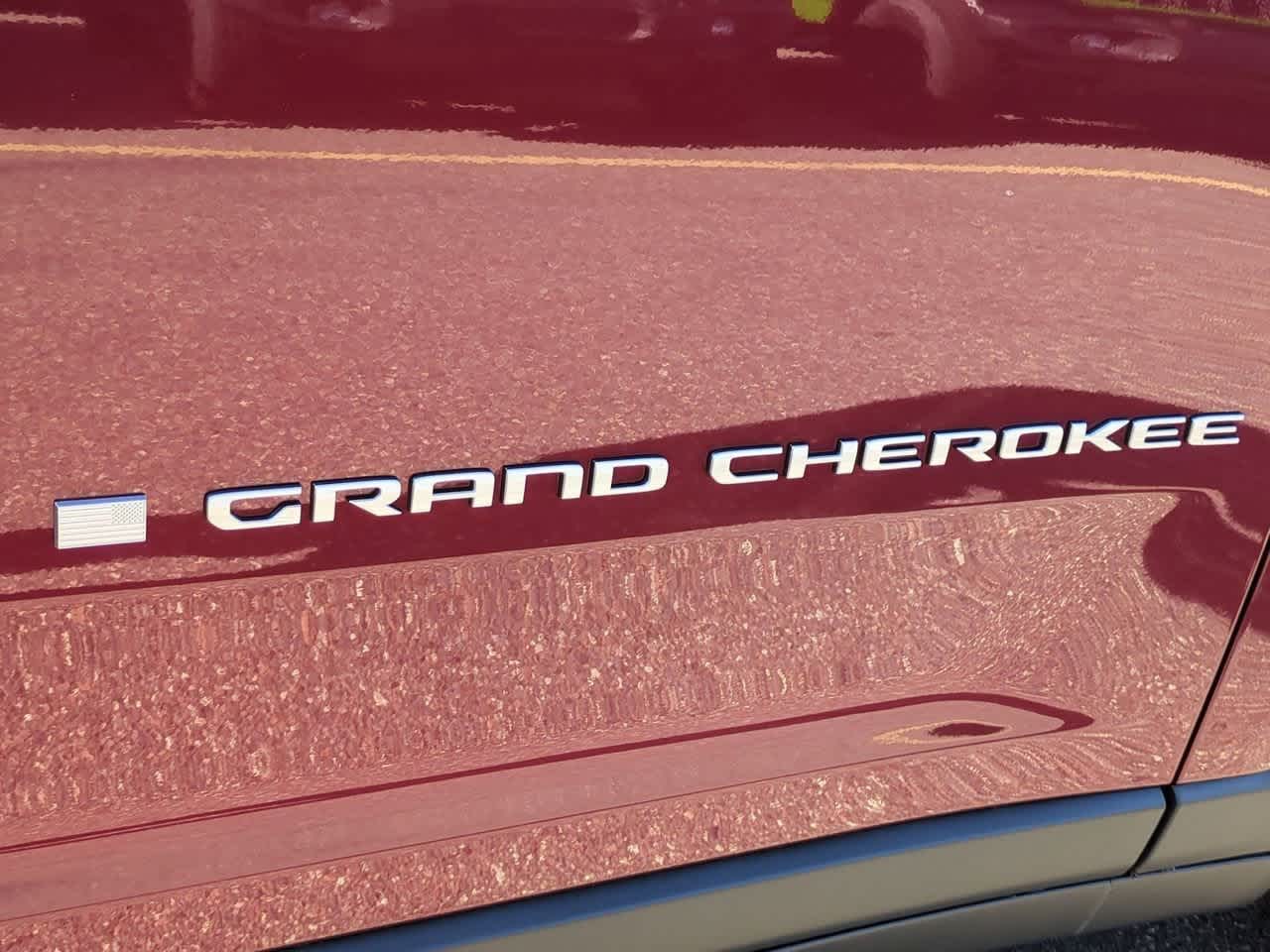 2025 Jeep Grand Cherokee GRAND CHEROKEE L LAREDO 4X2