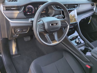 2025 Jeep Grand Cherokee GRAND CHEROKEE L LAREDO 4X2