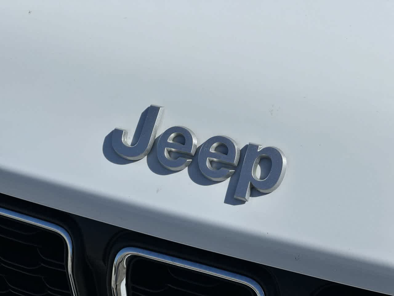 Jeep Grand Cherokee L Laredo 4x4 de 2025
