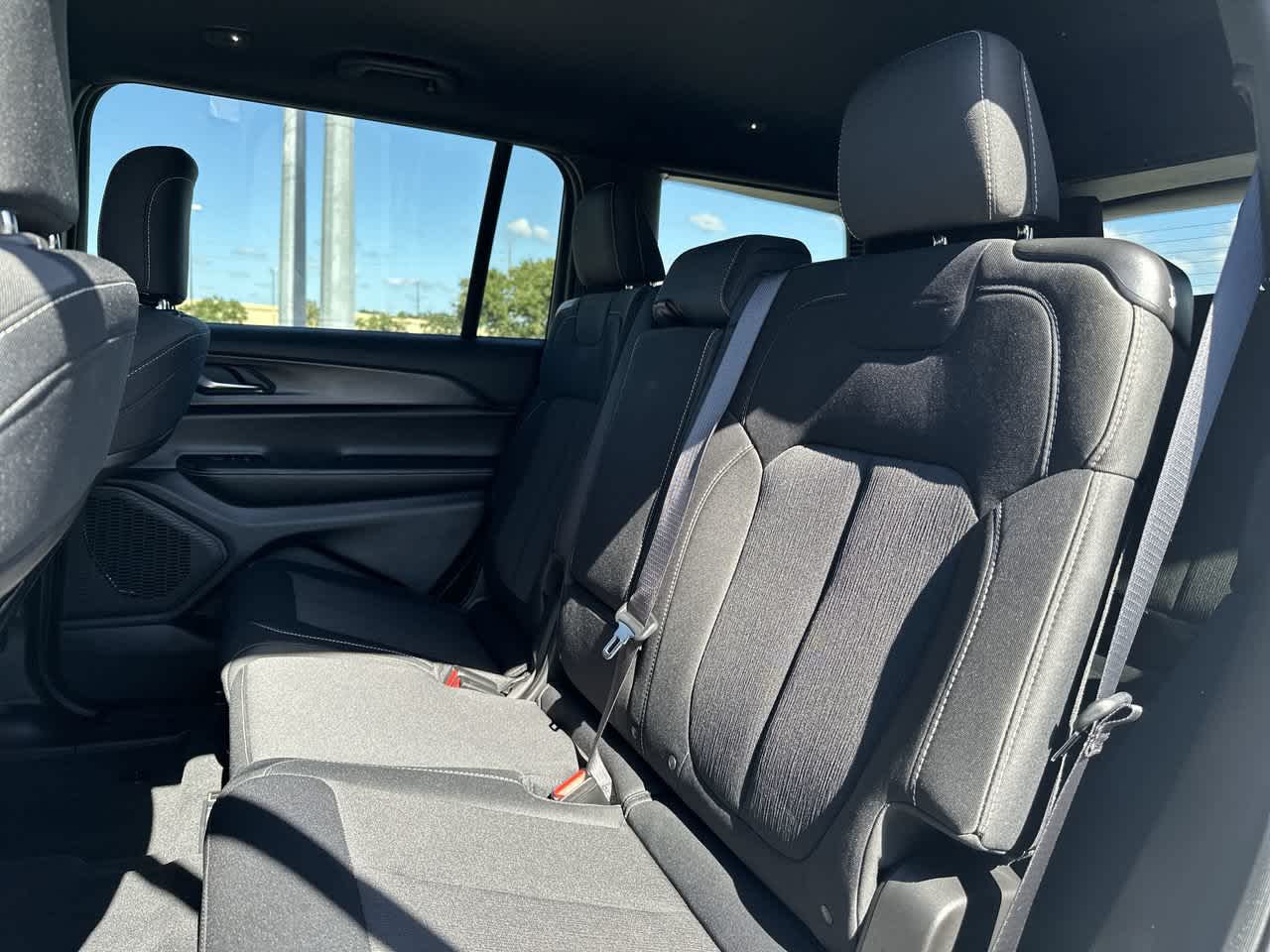 Jeep Grand Cherokee L Laredo 4x4 de 2025