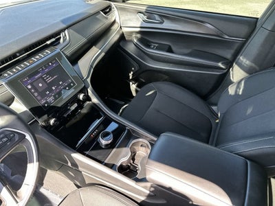 Jeep Grand Cherokee L Laredo 4x4 de 2025
