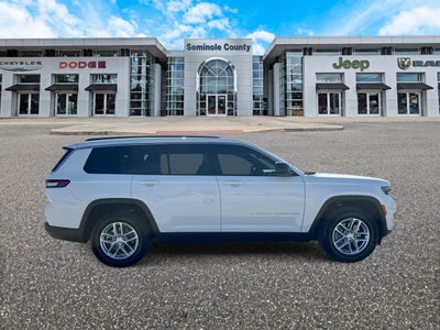 Jeep Grand Cherokee L Laredo 4x4 de 2025