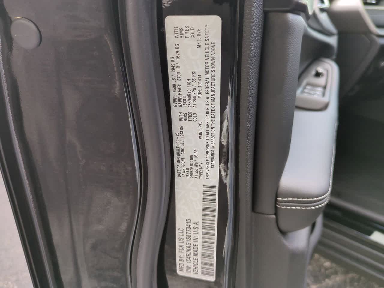 2025 Jeep Grand Cherokee GRAND CHEROKEE L LAREDO X 4X4