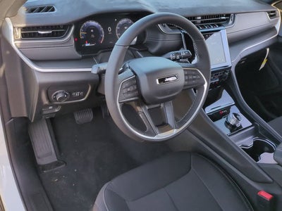 2025 Jeep Grand Cherokee GRAND CHEROKEE L LAREDO X 4X4