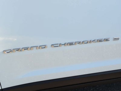 2025 Jeep Grand Cherokee GRAND CHEROKEE L LAREDO X 4X4