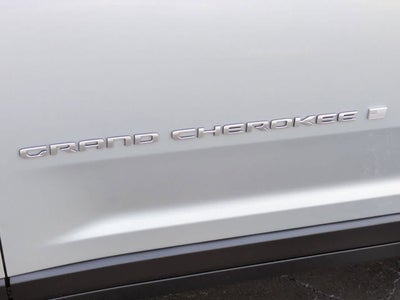 2025 Jeep Grand Cherokee GRAND CHEROKEE L LAREDO X 4X4