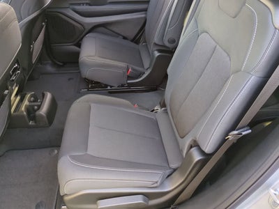 2025 Jeep Grand Cherokee GRAND CHEROKEE L LAREDO X 4X4