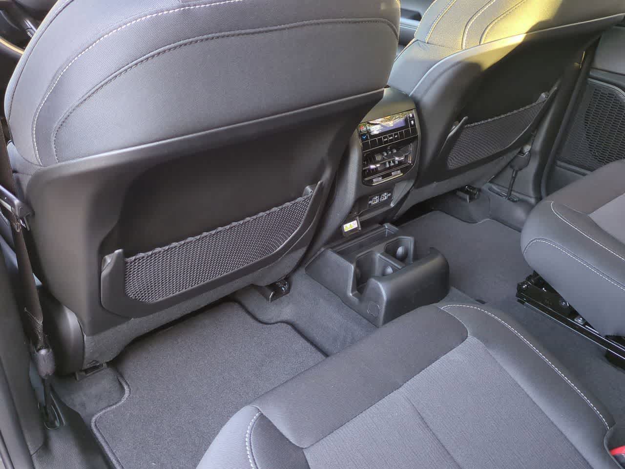 2025 Jeep Grand Cherokee GRAND CHEROKEE L LAREDO X 4X4