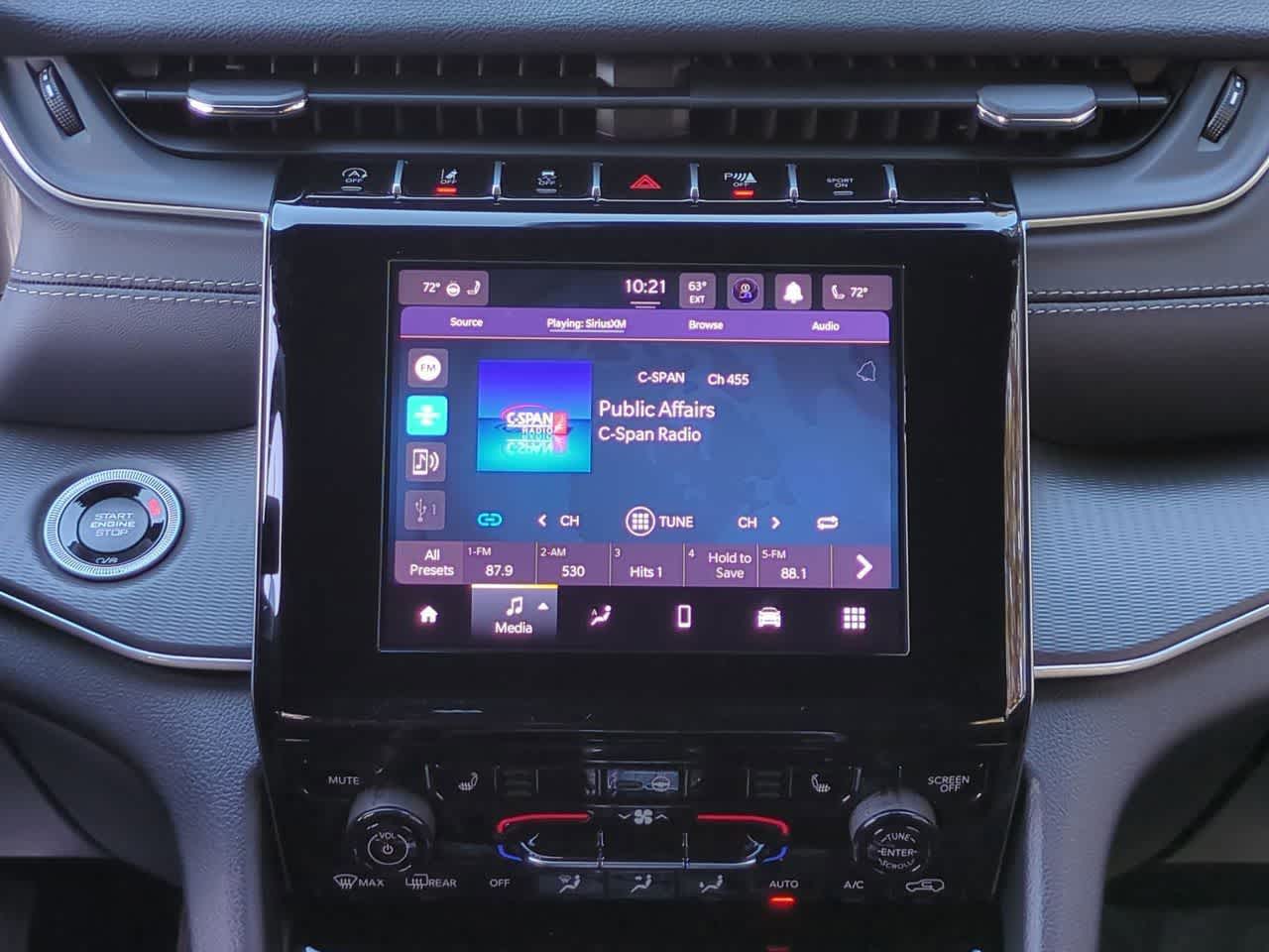 2025 Jeep Grand Cherokee GRAND CHEROKEE L LAREDO X 4X4