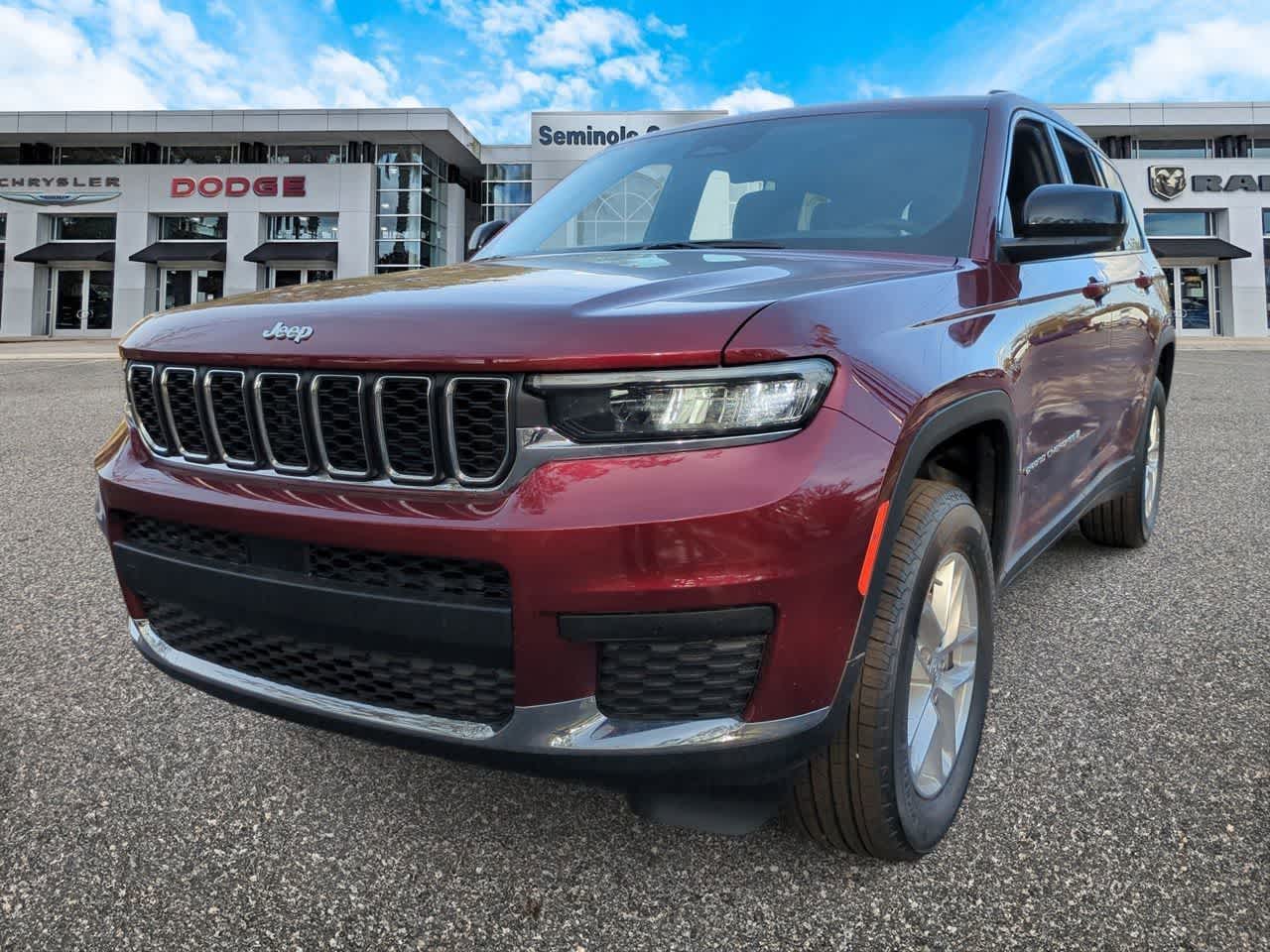 2025 Jeep Grand Cherokee GRAND CHEROKEE L LAREDO X 4X4