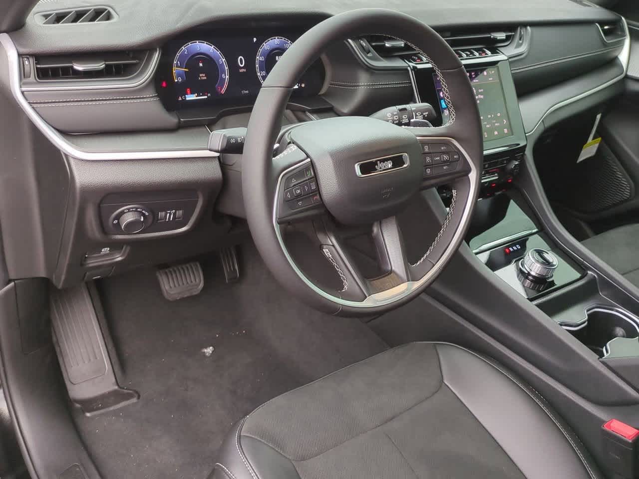 2025 Jeep Grand Cherokee GRAND CHEROKEE L ALTITUDE X 4X4