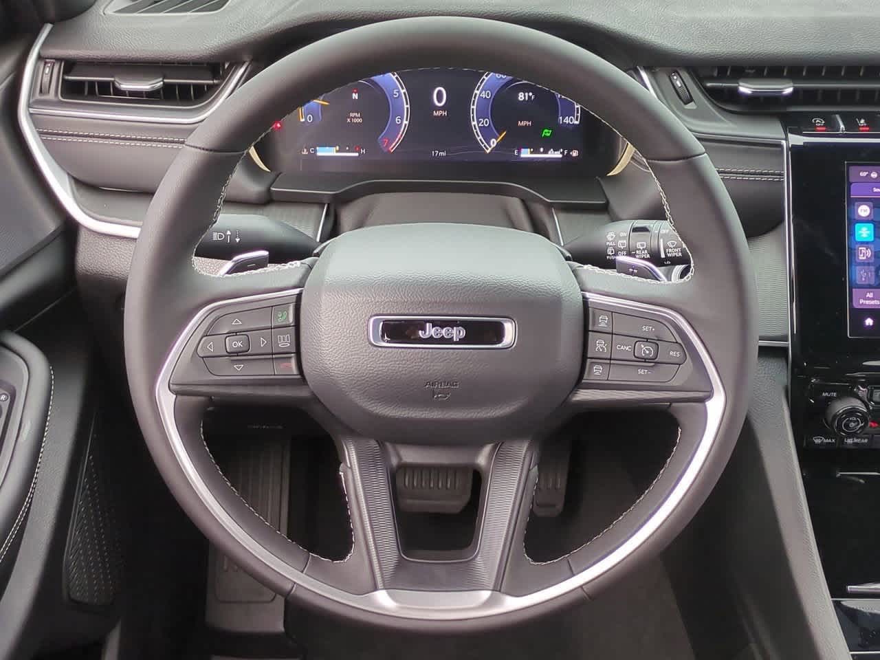 2025 Jeep Grand Cherokee GRAND CHEROKEE L ALTITUDE X 4X4