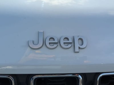 2025 Jeep Grand Cherokee GRAND CHEROKEE L LAREDO X 4X4