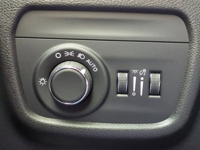 2025 Jeep Grand Cherokee GRAND CHEROKEE L LAREDO X 4X4