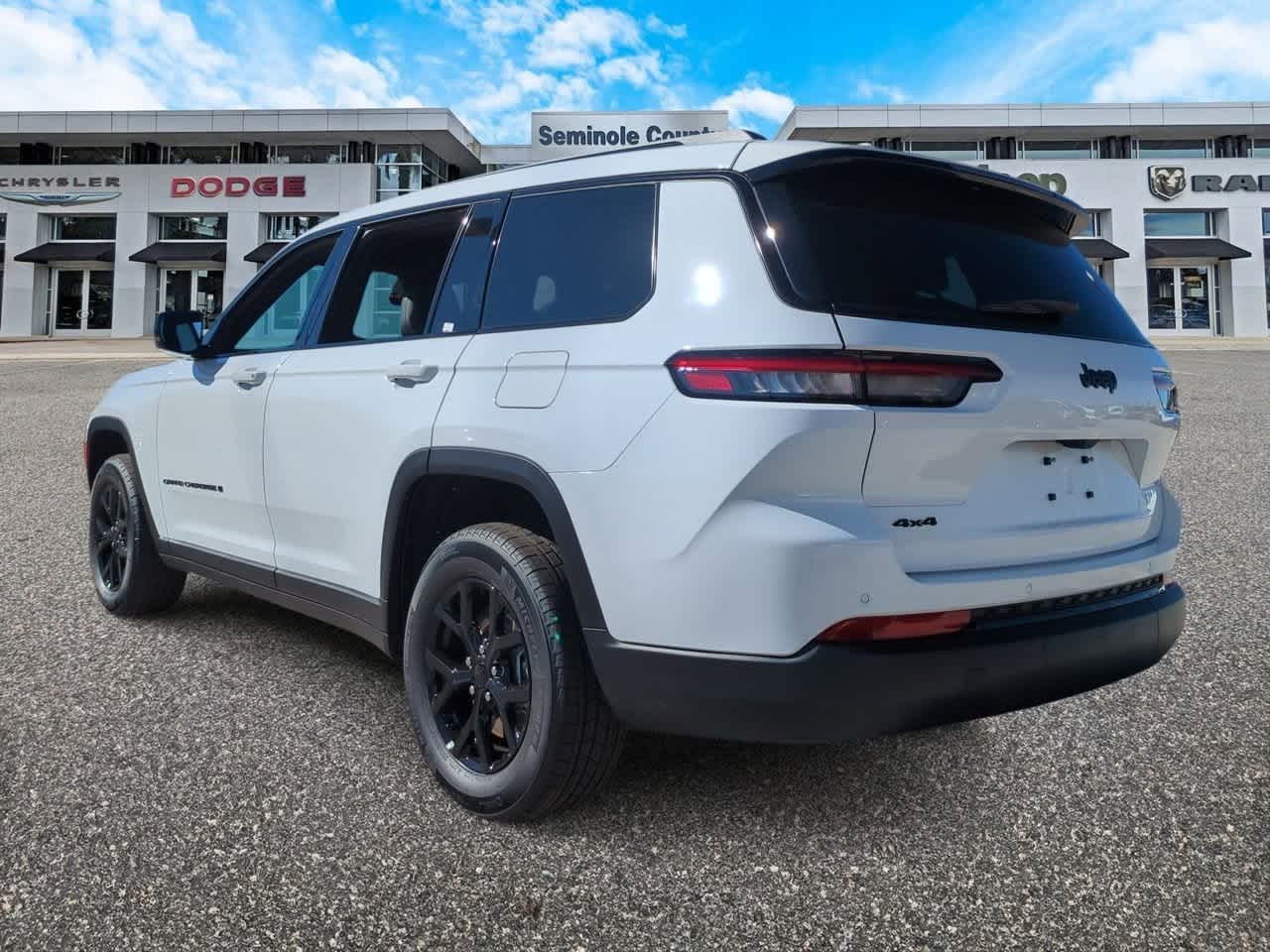 2025 Jeep Grand Cherokee GRAND CHEROKEE L ALTITUDE X 4X4