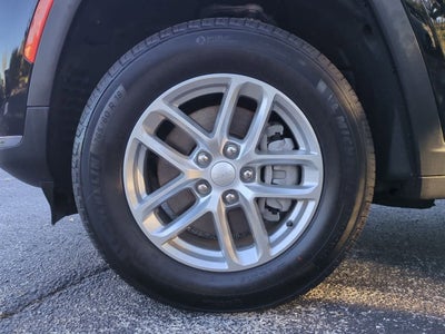 2025 Jeep Grand Cherokee GRAND CHEROKEE L LAREDO X 4X4