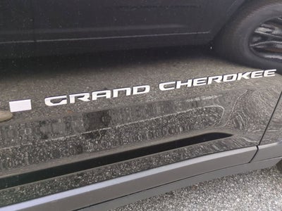 2025 Jeep Grand Cherokee GRAND CHEROKEE L LAREDO X 4X4