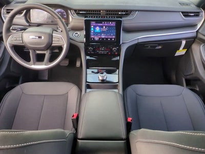 2025 Jeep Grand Cherokee GRAND CHEROKEE L LAREDO X 4X4