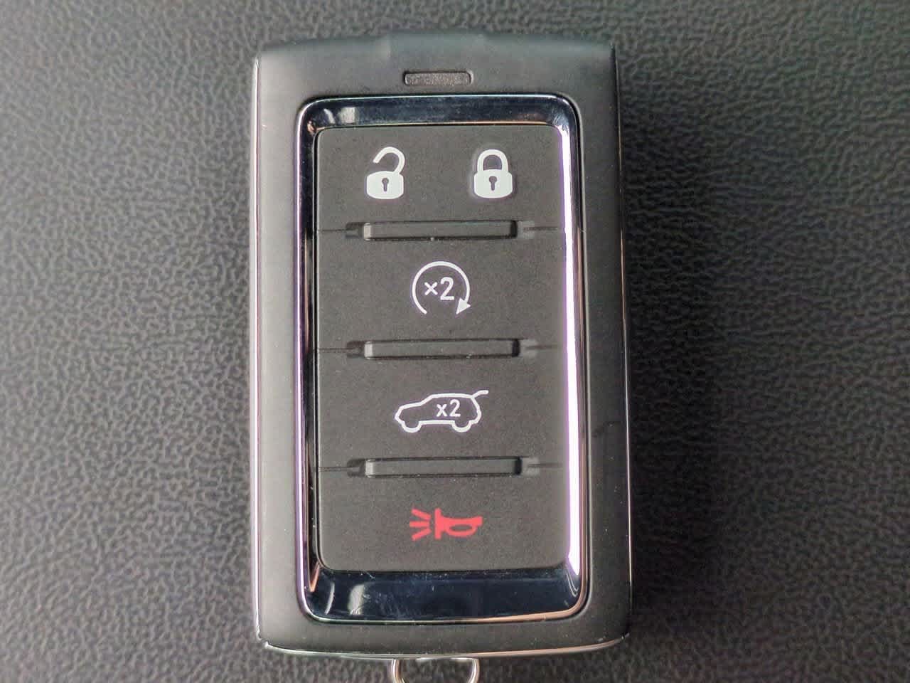 2025 Jeep Grand Cherokee GRAND CHEROKEE L LAREDO X 4X4