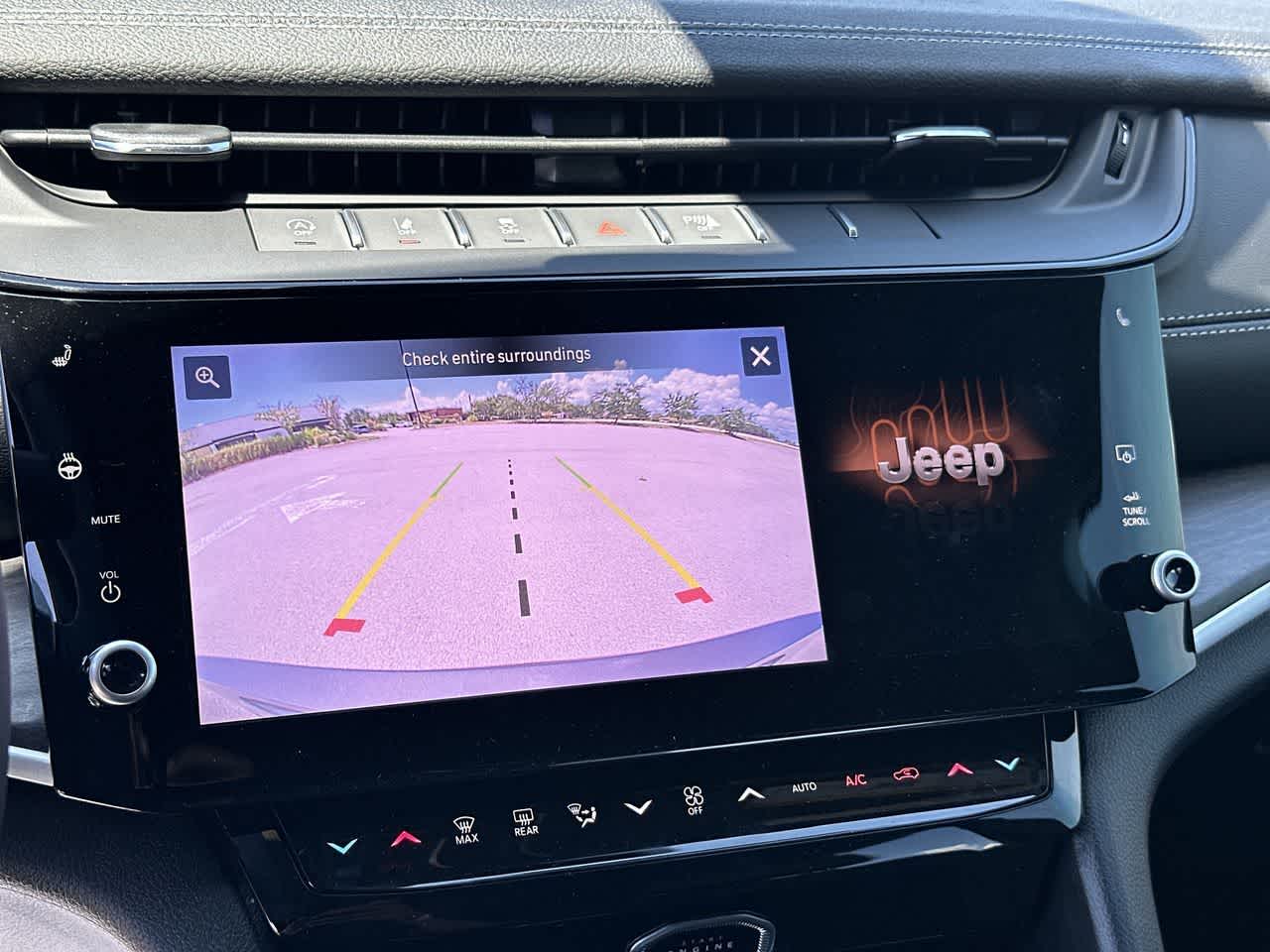 Jeep Grand Cherokee 2026 GRAND CHEROKEE L LAREDO ALTITUDE 4X4