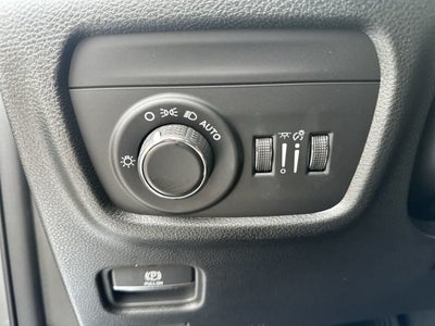 Jeep Grand Cherokee 2027 GRAND CHEROKEE L LAREDO ALTITUDE 4X4