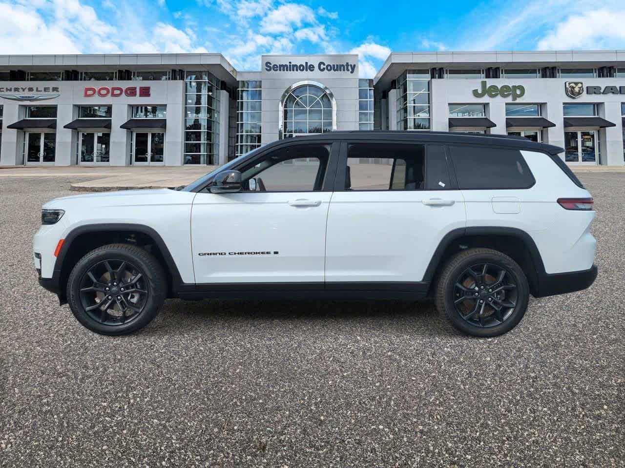 2025 Jeep Grand Cherokee GRAND CHEROKEE L LIMITED 4X4