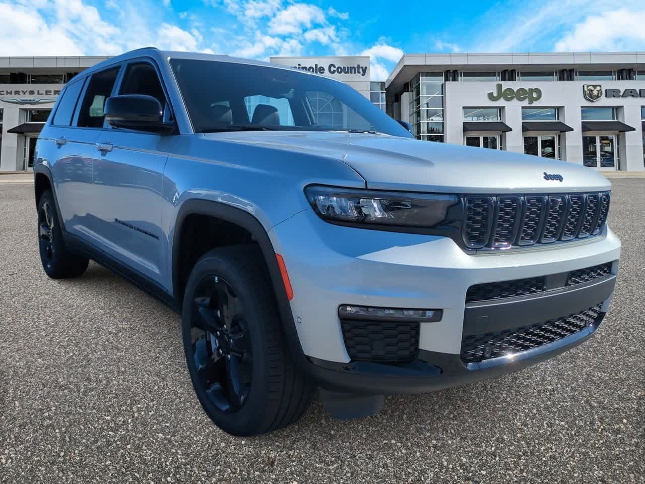 2025 Jeep Grand Cherokee GRAND CHEROKEE L LIMITED 4X4