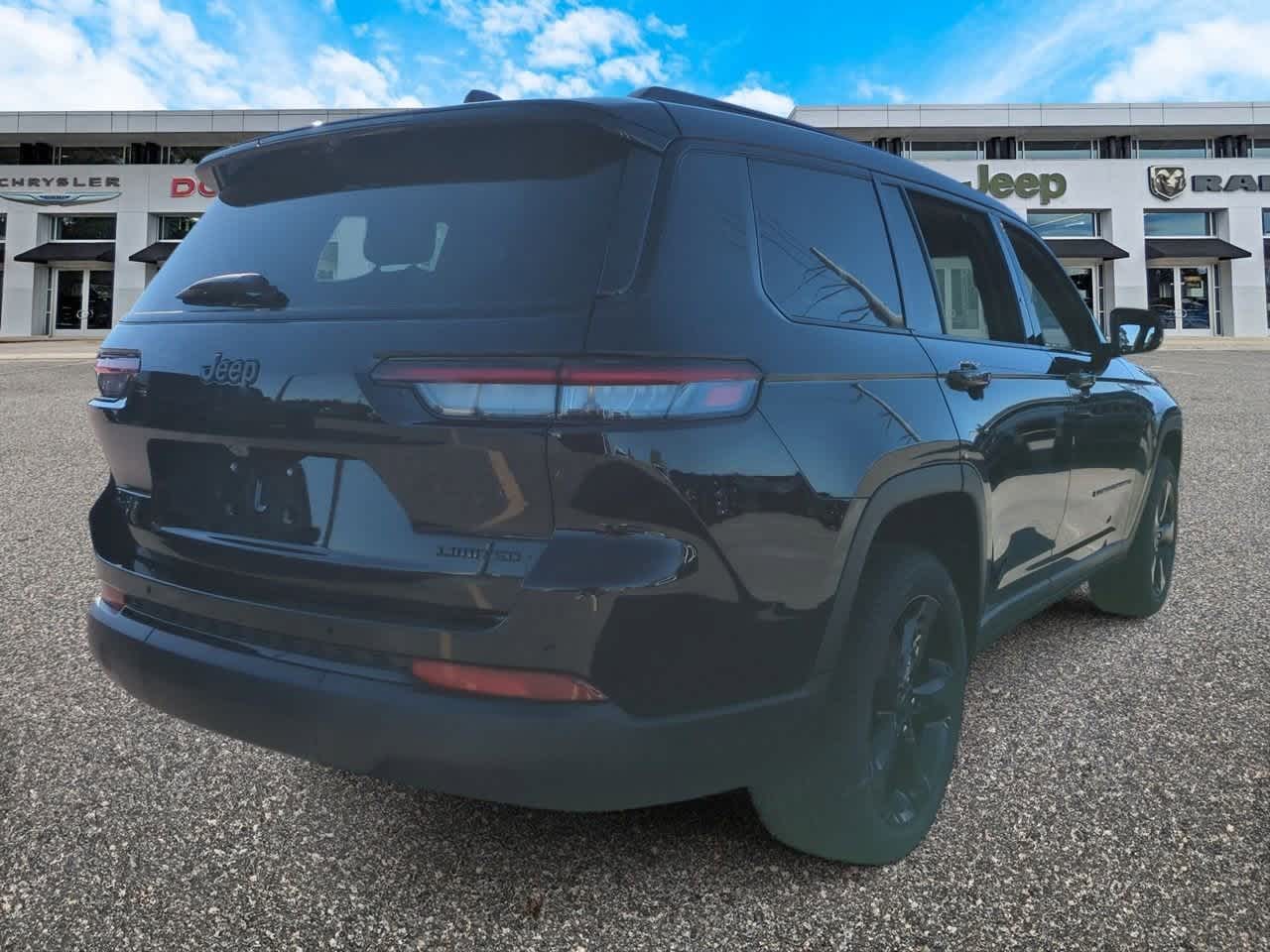 2025 Jeep Grand Cherokee GRAND CHEROKEE L LIMITED 4X4