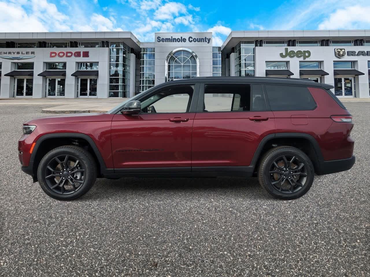 2025 Jeep Grand Cherokee GRAND CHEROKEE L LIMITED 4X4