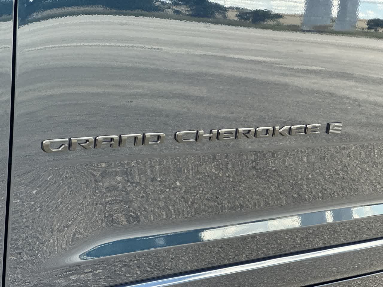 Jeep Grand Cherokee 2027 GRAND CHEROKEE L LIMITED RESERVE 4X4