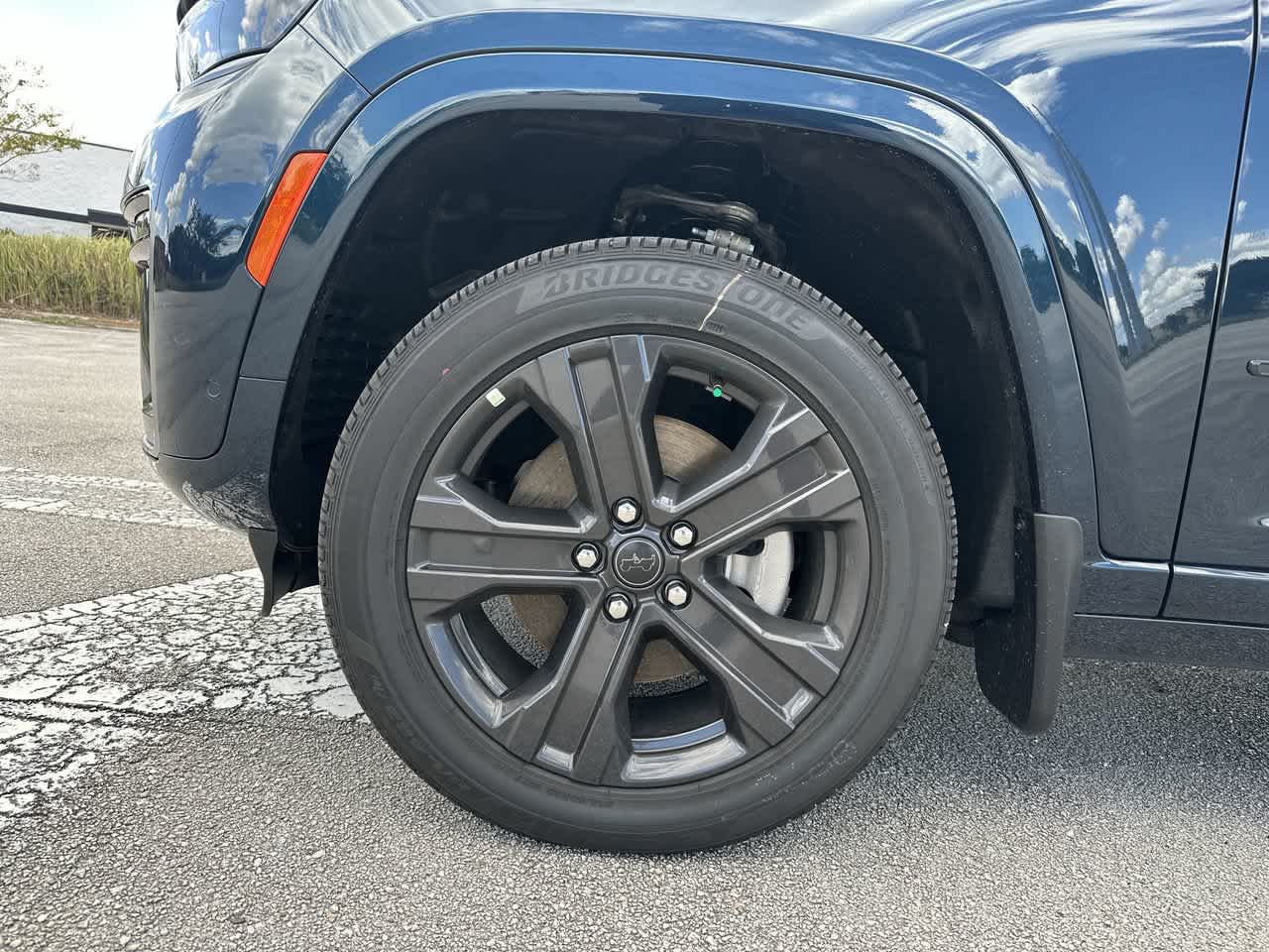 Jeep Grand Cherokee 2027 GRAND CHEROKEE L LIMITED RESERVE 4X4