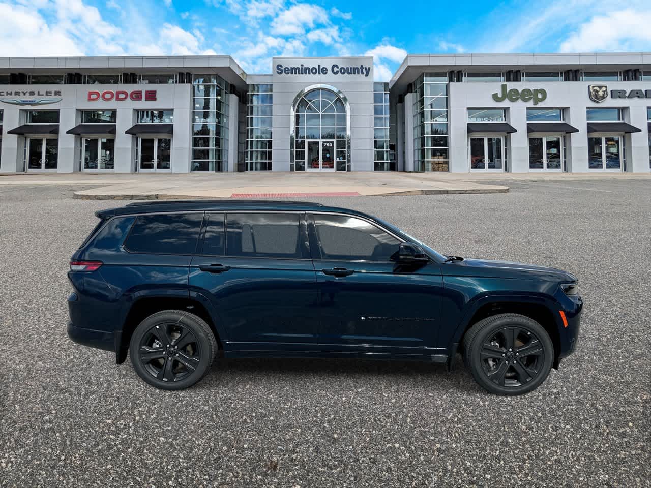 Jeep Grand Cherokee 2027 GRAND CHEROKEE L LIMITED RESERVE 4X4