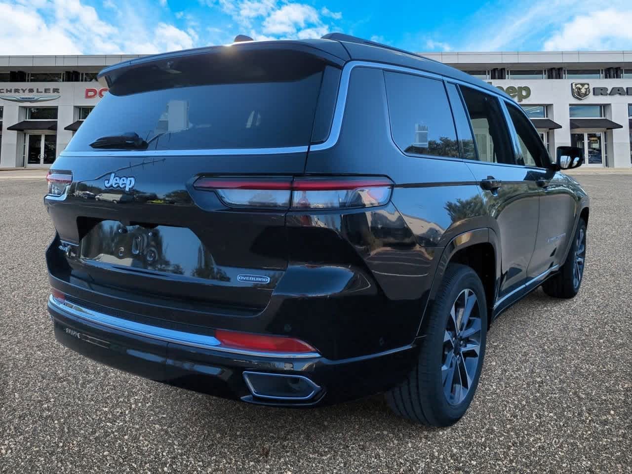 2025 Jeep Grand Cherokee GRAND CHEROKEE L OVERLAND 4X4