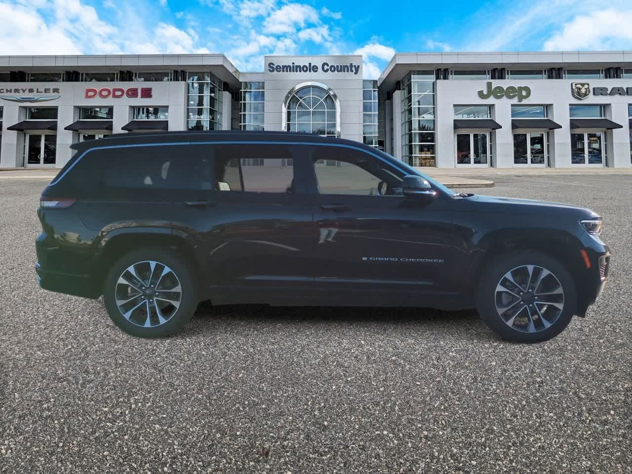 2025 Jeep Grand Cherokee GRAND CHEROKEE L OVERLAND 4X4